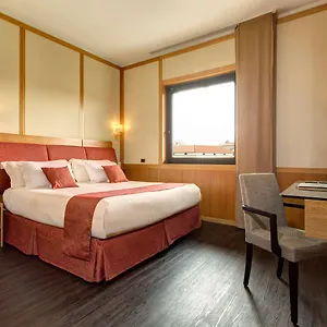 Western President Hotel